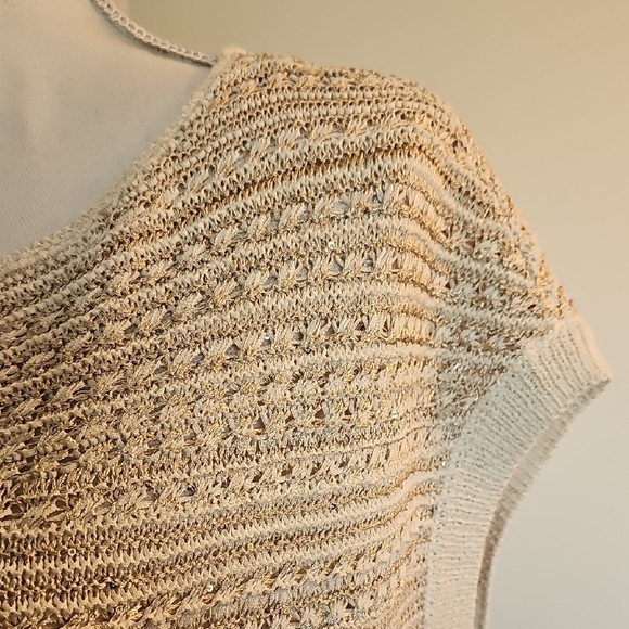 White House Black Market Cream Knit Top - Picture 3 of 6